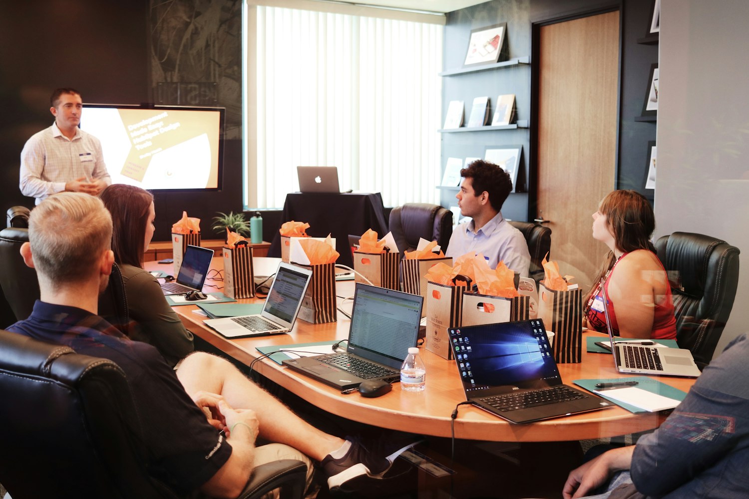 Campaign analytics and performance dashboards